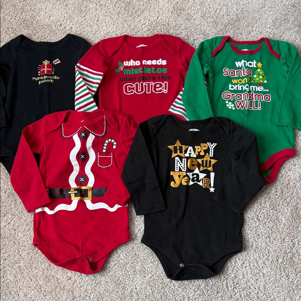 Holiday Time lot of 5 Onesies size 18 months
